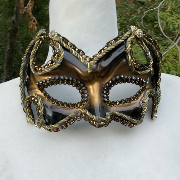 Artisan made gold bronze metallic mask with stones gems bling rope detail unisex - Picture 4 of 7